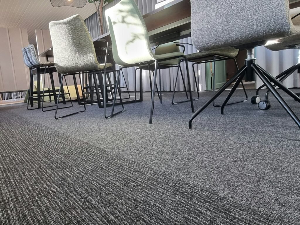 Office floor finished in carpet tiles