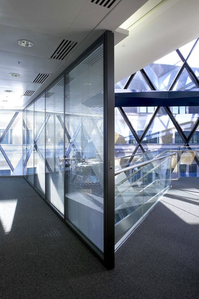 Glazed Partition Walls by Spiralis — project photo 2